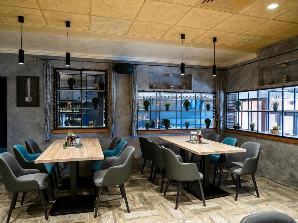 Hotel Elit Pernik 외부 사진