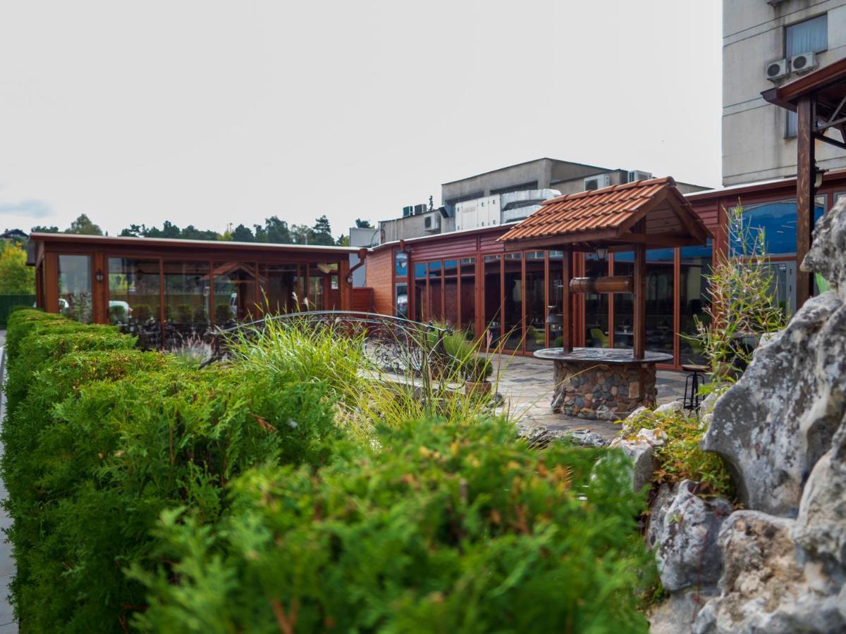 Hotel Elit Pernik 외부 사진