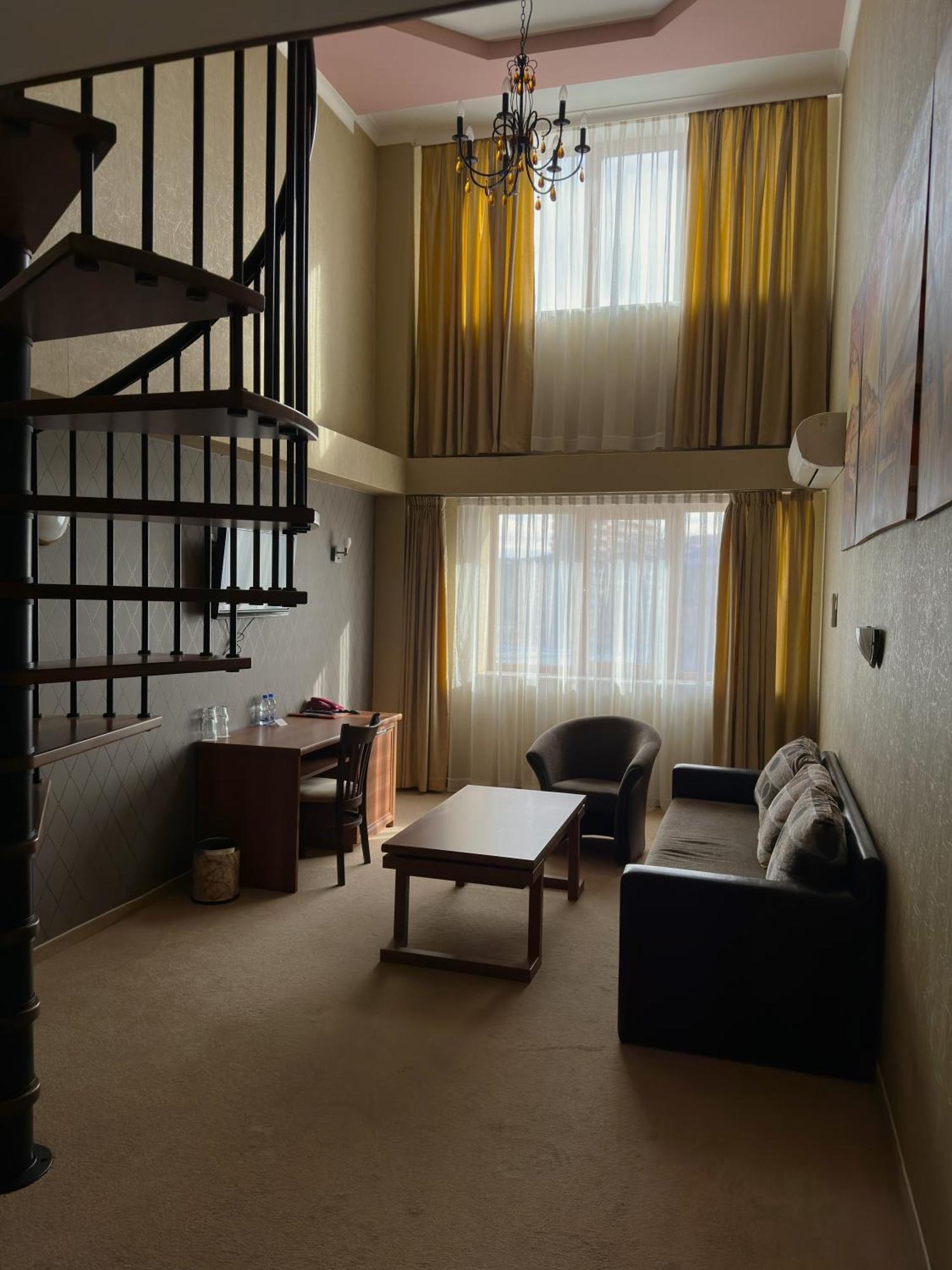 Hotel Elit Pernik 외부 사진