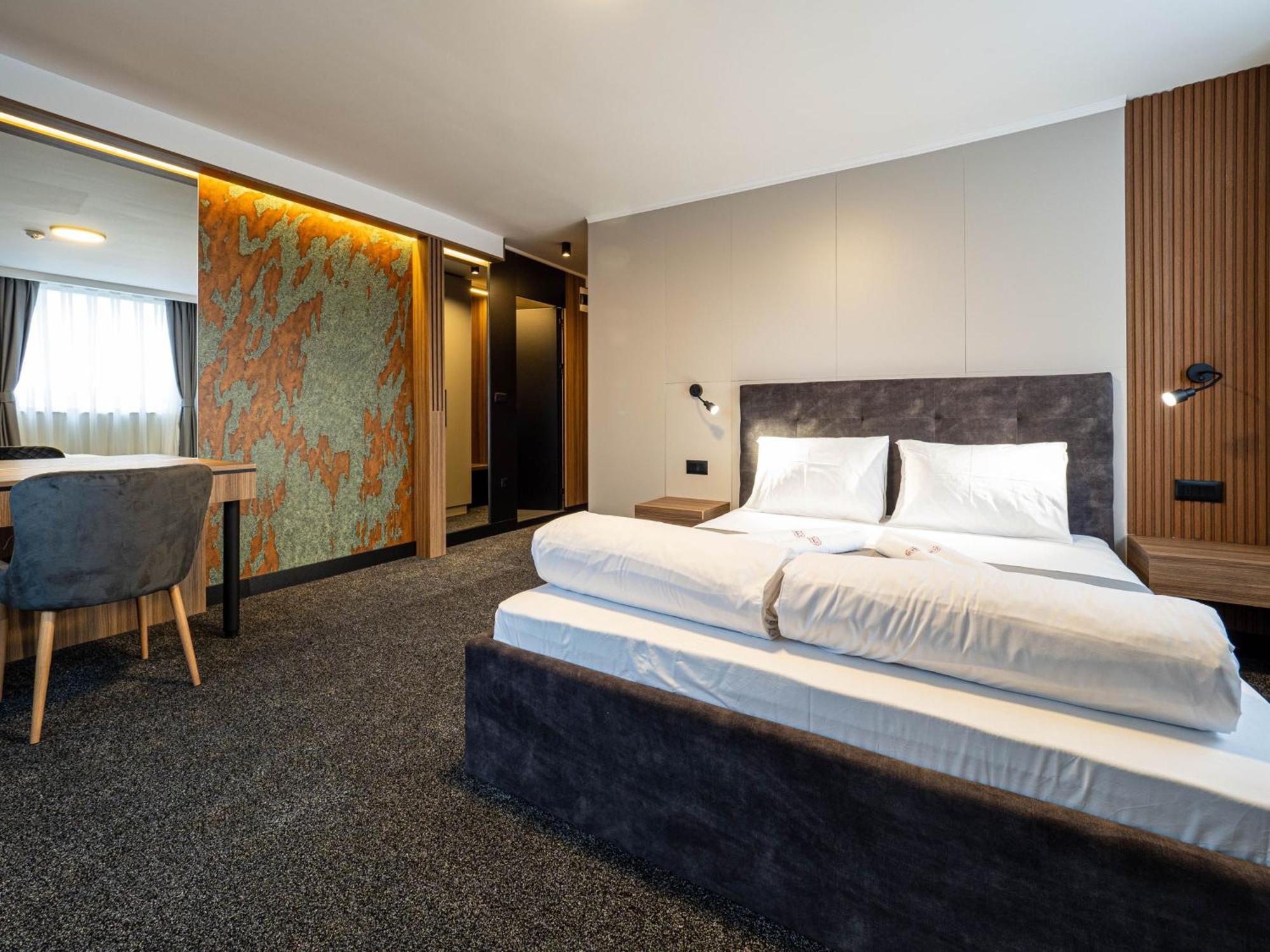 Hotel Elit Pernik 외부 사진