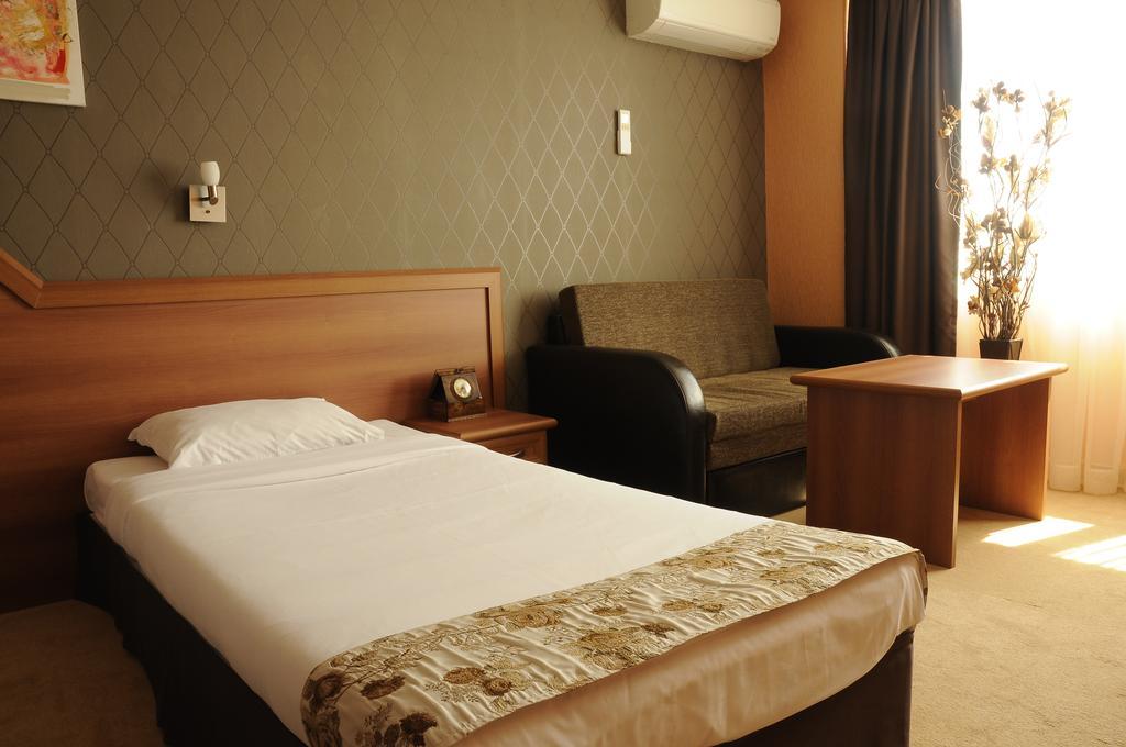 Hotel Elit Pernik 외부 사진
